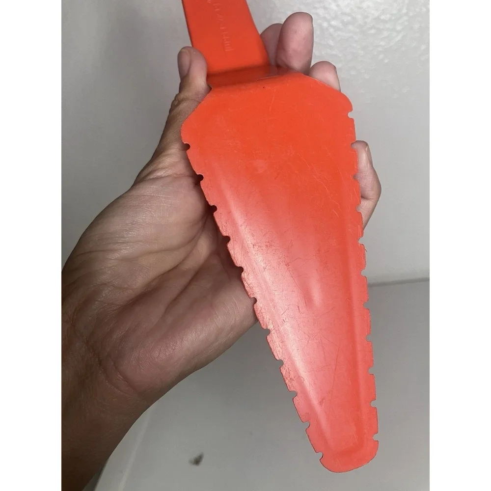Vintage Tupperware Orange Pie Cake Server & Serrated Knife - #1228-8